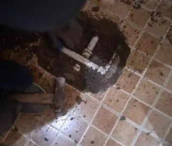 高新区卫生间漏水维修公司为您分享下卫生间渗水如何处理及注意事项